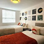 Sidemersey Livings - Spacious Loft For Bigger Groups - Very Central And Cosy